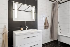 Bad i våningshuset