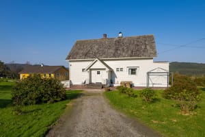 Hus 2 - Ute - 1 - Espen Mills