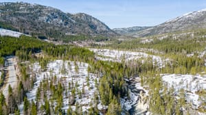 Kort vei til Sauland sentrum med servicetilbud og 10-15 minutter til Flungonfjell