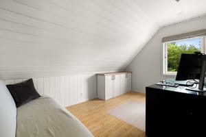 Soverommet kan fint benyttes som gjesterom, barnerom eller hjemmekontor 