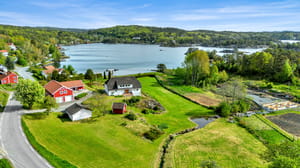 Idyllisk beliggende ved Vesterhus i Lillesand