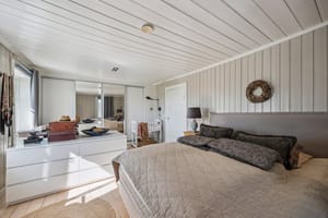 Soverom i våningshuset