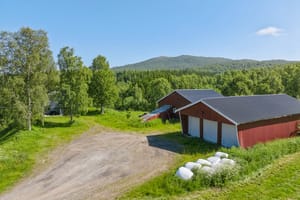 Driftsbygning og redskapshus