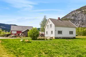Fasade, ute og area