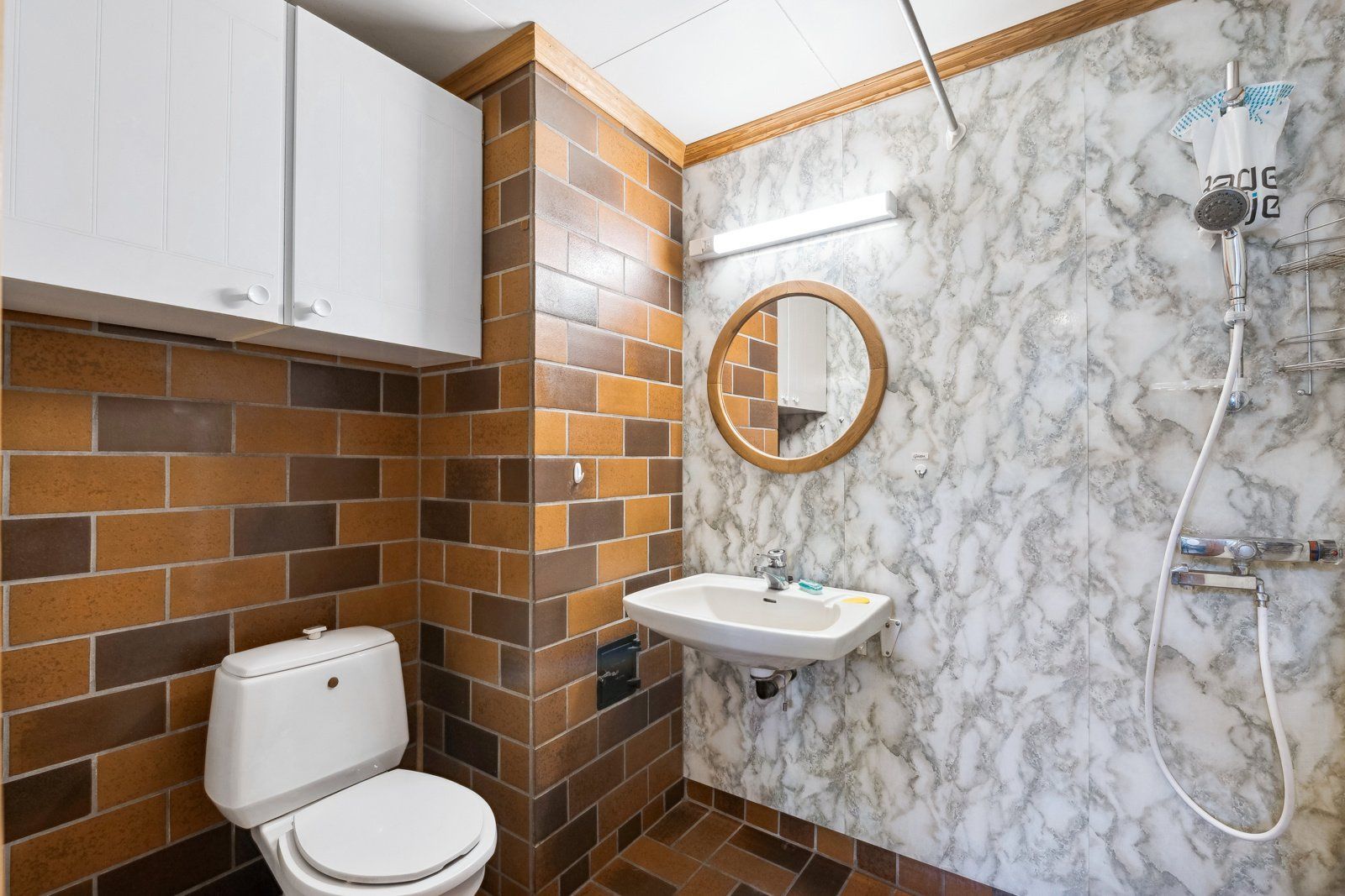 Badet i hoveddelen av Solliveien 119