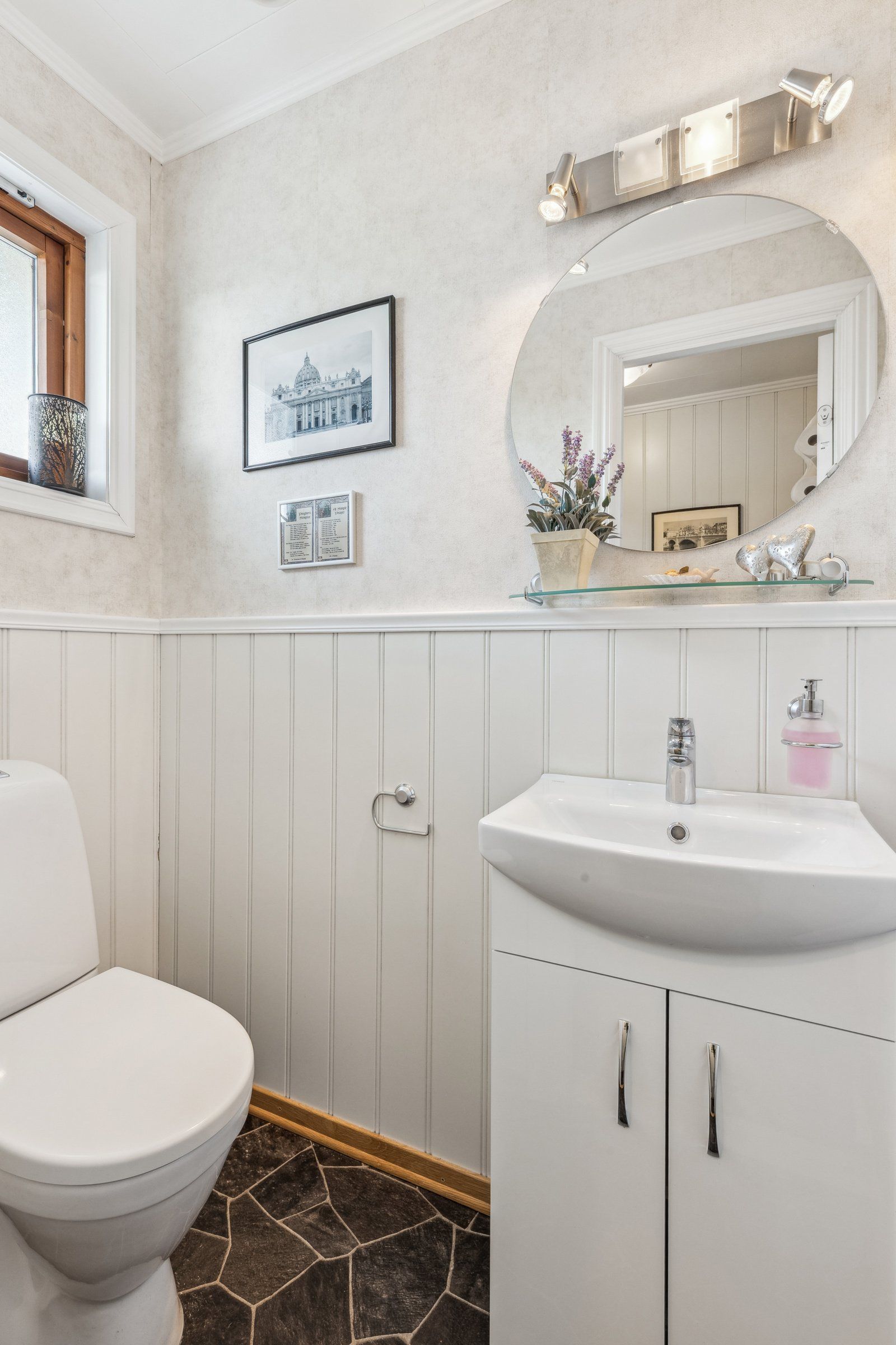 WC 1. etg.
