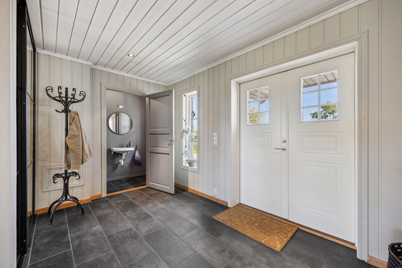 Entré i kårboligen