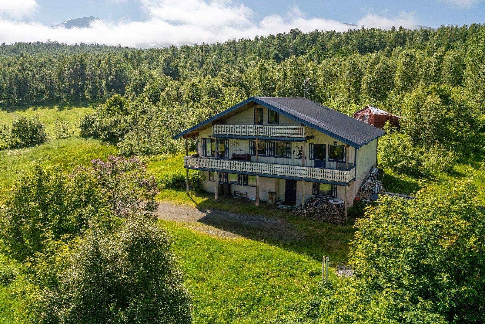 Våningshus