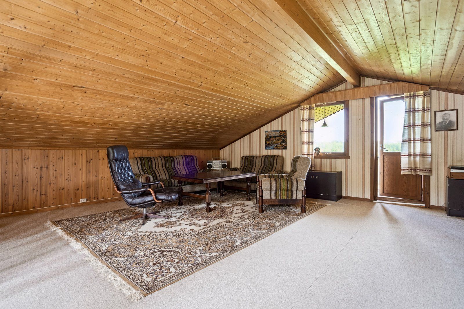 Loftstue våningshus