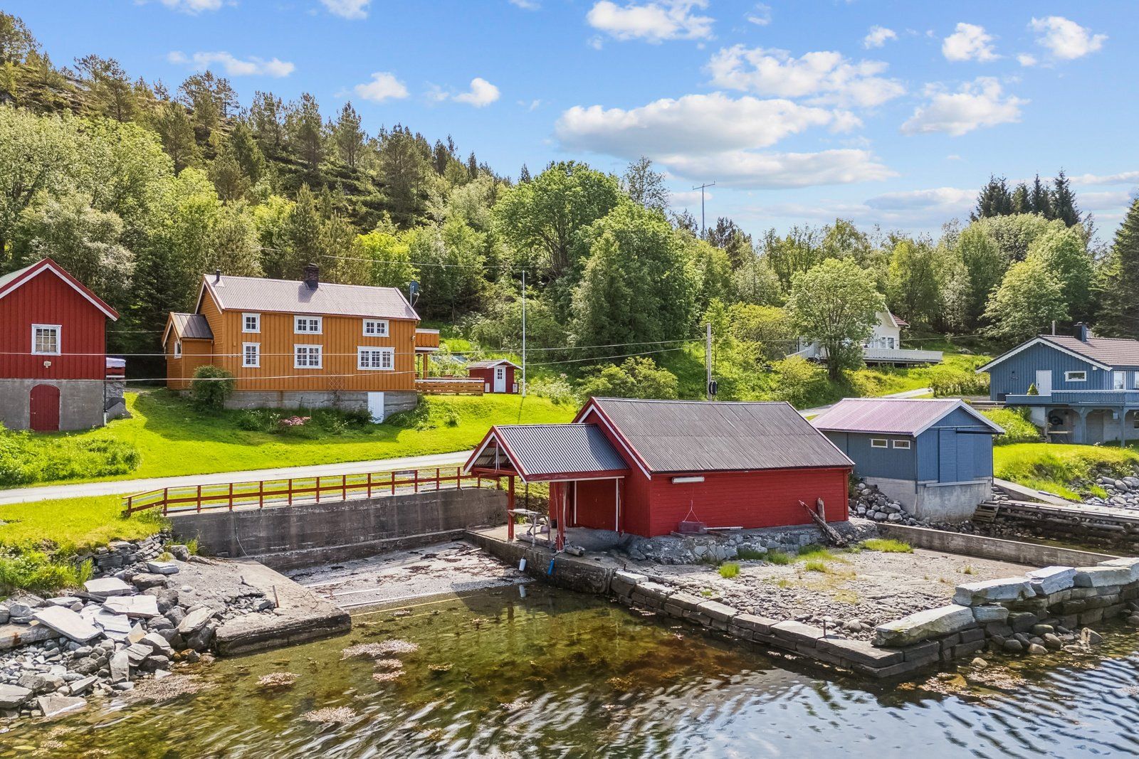 Velkommen til Holsundveien 438