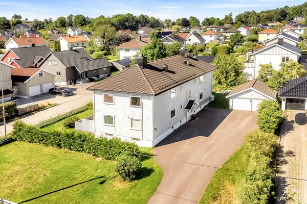 Leiligheten er beliggende i et attraktivt og rolig område på Solvang