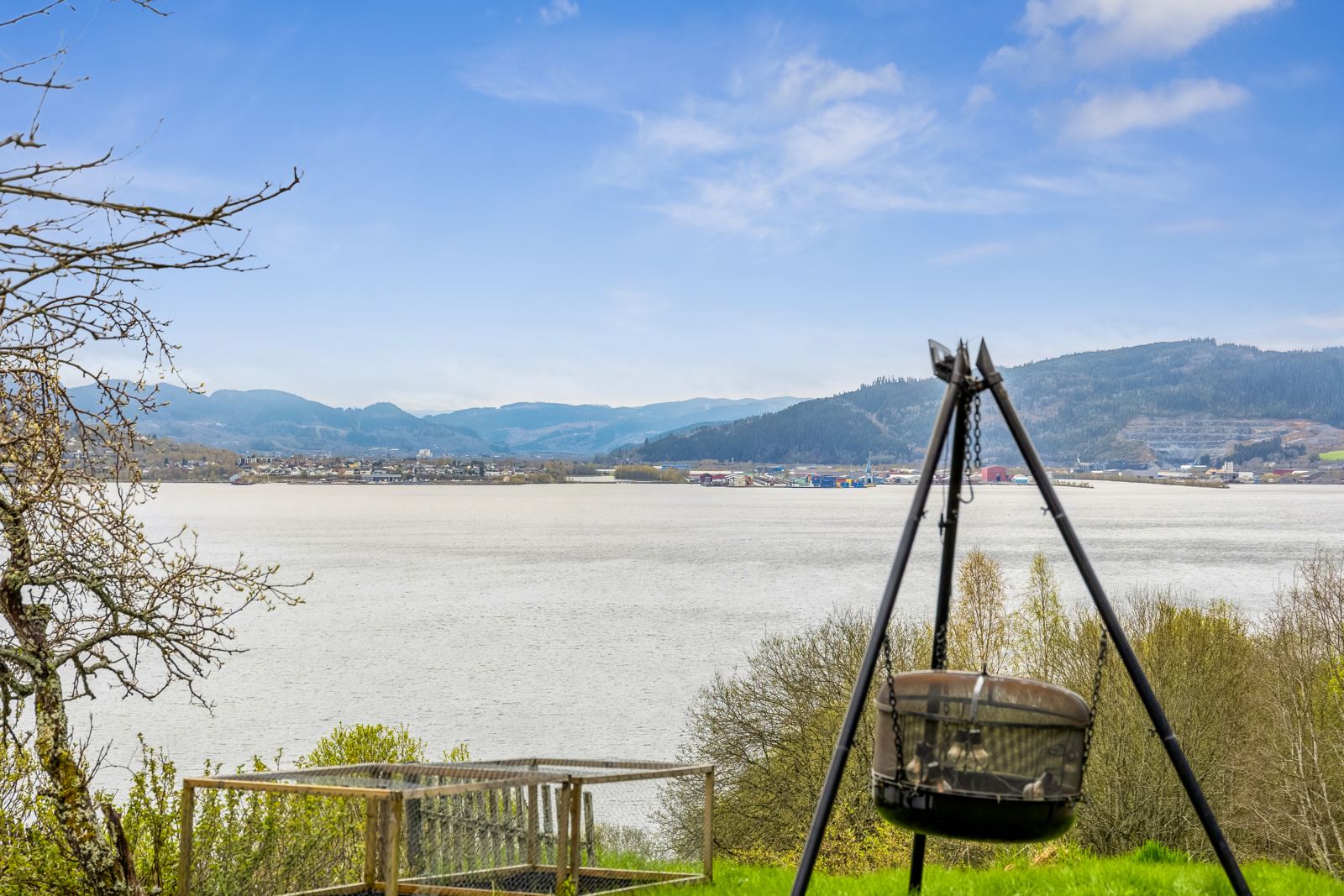 Flott tusikt utover Orkdalsfjorden