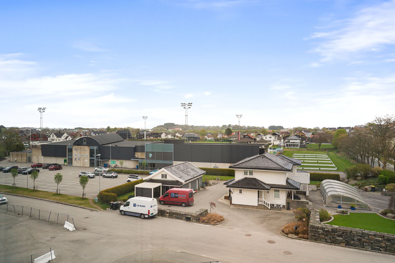 Utsikt mot fotballbanen