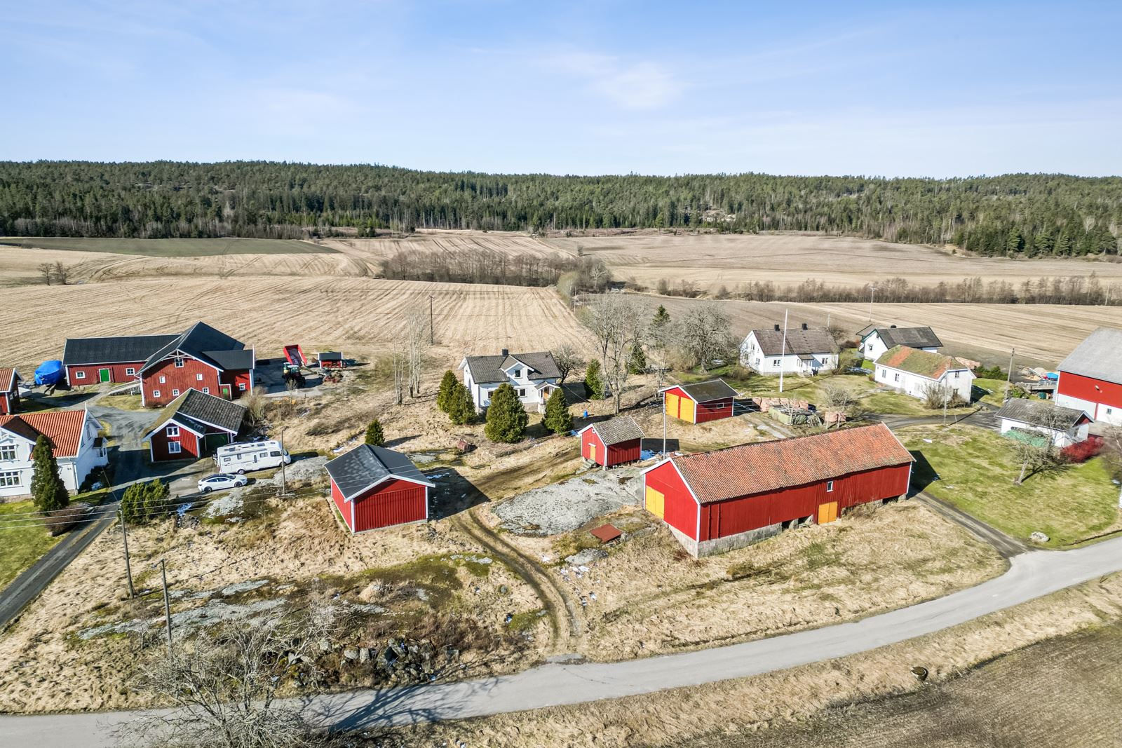 Tunet sett fra øst