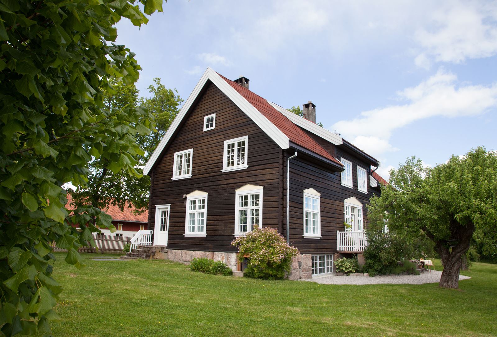 Velkommen til Gregars veg 50. Denne eiendommen har vi gledet oss til å vise frem!