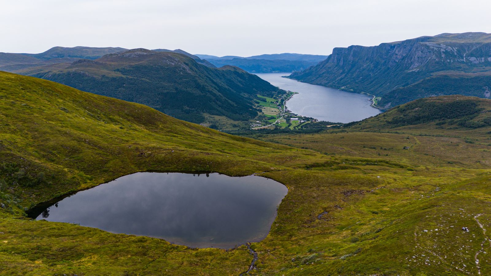Eidså sett fra fjellet