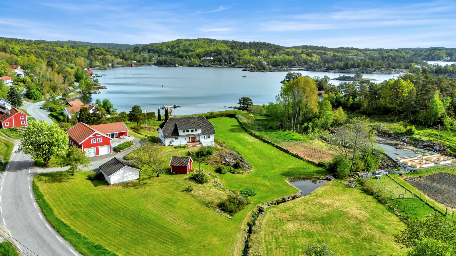 Idyllisk beliggende ved Vesterhus i Lillesand
